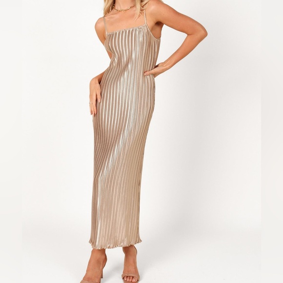 Petal & Pup Dresses & Skirts - NWT Petal & Pup Gold Maxi Dress